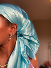 Load image into Gallery viewer, Luxury Headwraps
